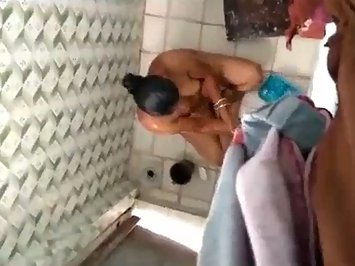 Mallu Aunty Filmed Taking Bath In Toilet