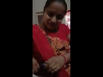 Desi Bhabhi In Saree Blowjob To Her Devar