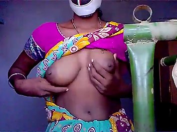 Wild Sexy Indian Babe Big Tits Exposed