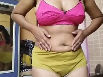 Sexy Horny Indian Aunty Pink Bra Nude